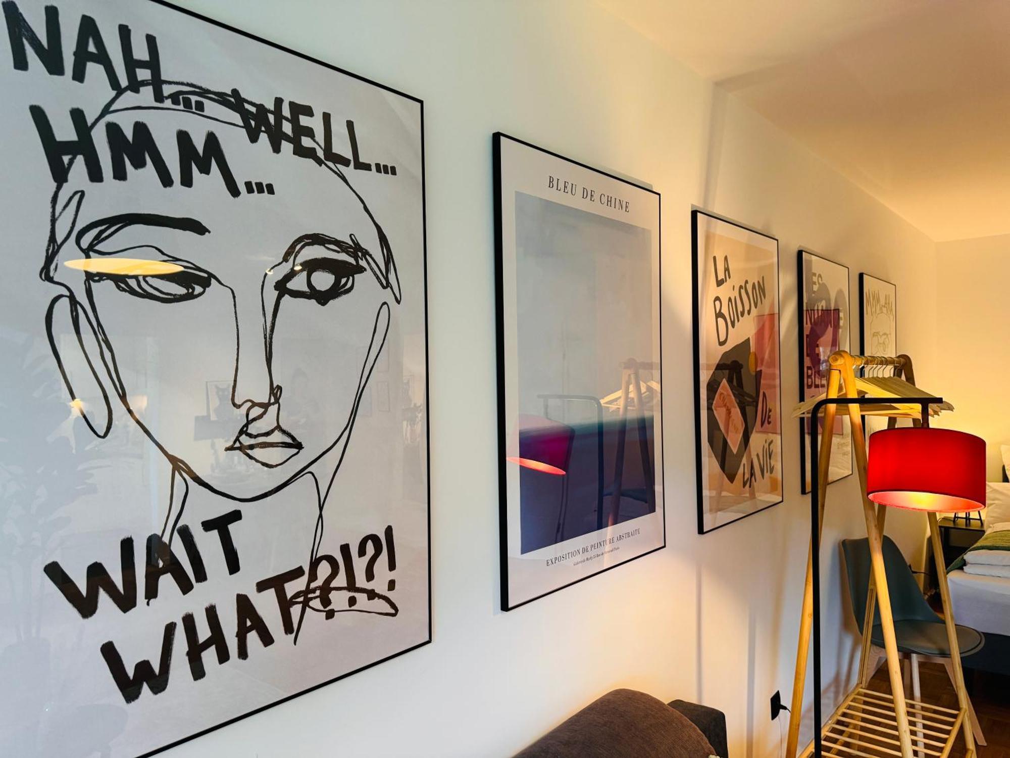 Klassen - Design - Balkon - Netflix - Naehe Messe Apartment
